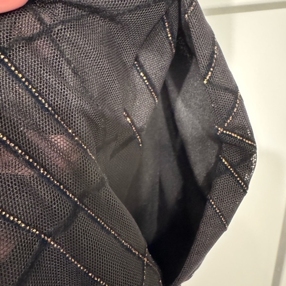 Women’s size 14, Ellen Tracy dress. Black with gold detail - Picture 5 of 7